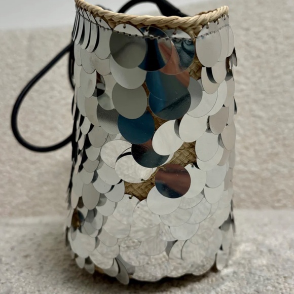 Pre-Owned Loewe Paula's Ibiza Small Sequin Anagram Basket Bag Silver - Picture 8 of 10